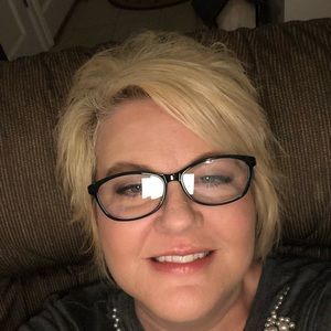 Meet your Posher, Cheryl